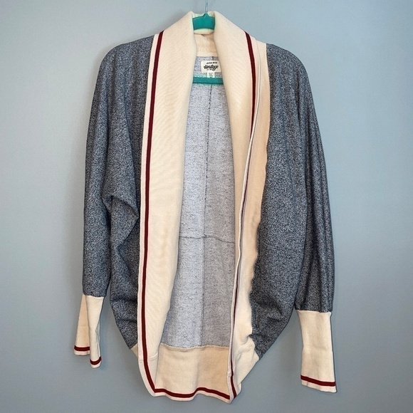 EUC Hatley Little Blue House Heritage Shawl Cardigan Work Sock Size M/L - Picture 2 of 7